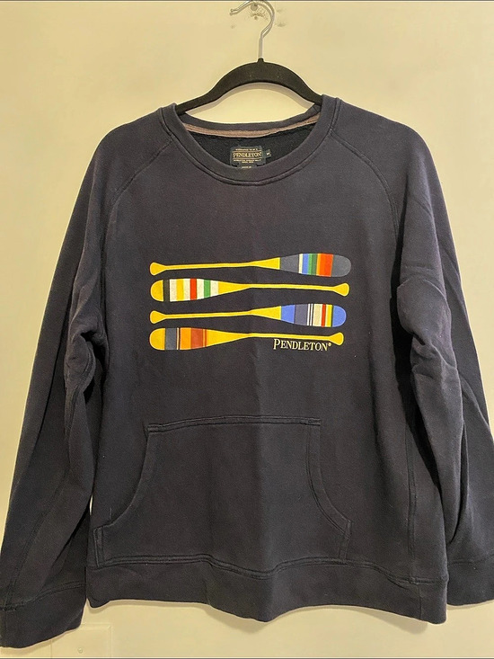 Pendleton Tops - Pendleton Graphic Sweatshirt in Blue Size Medium